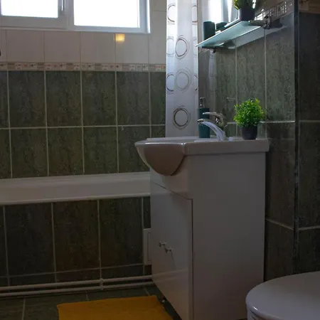 Apartament Aleea Minerva Braşov Esterno foto